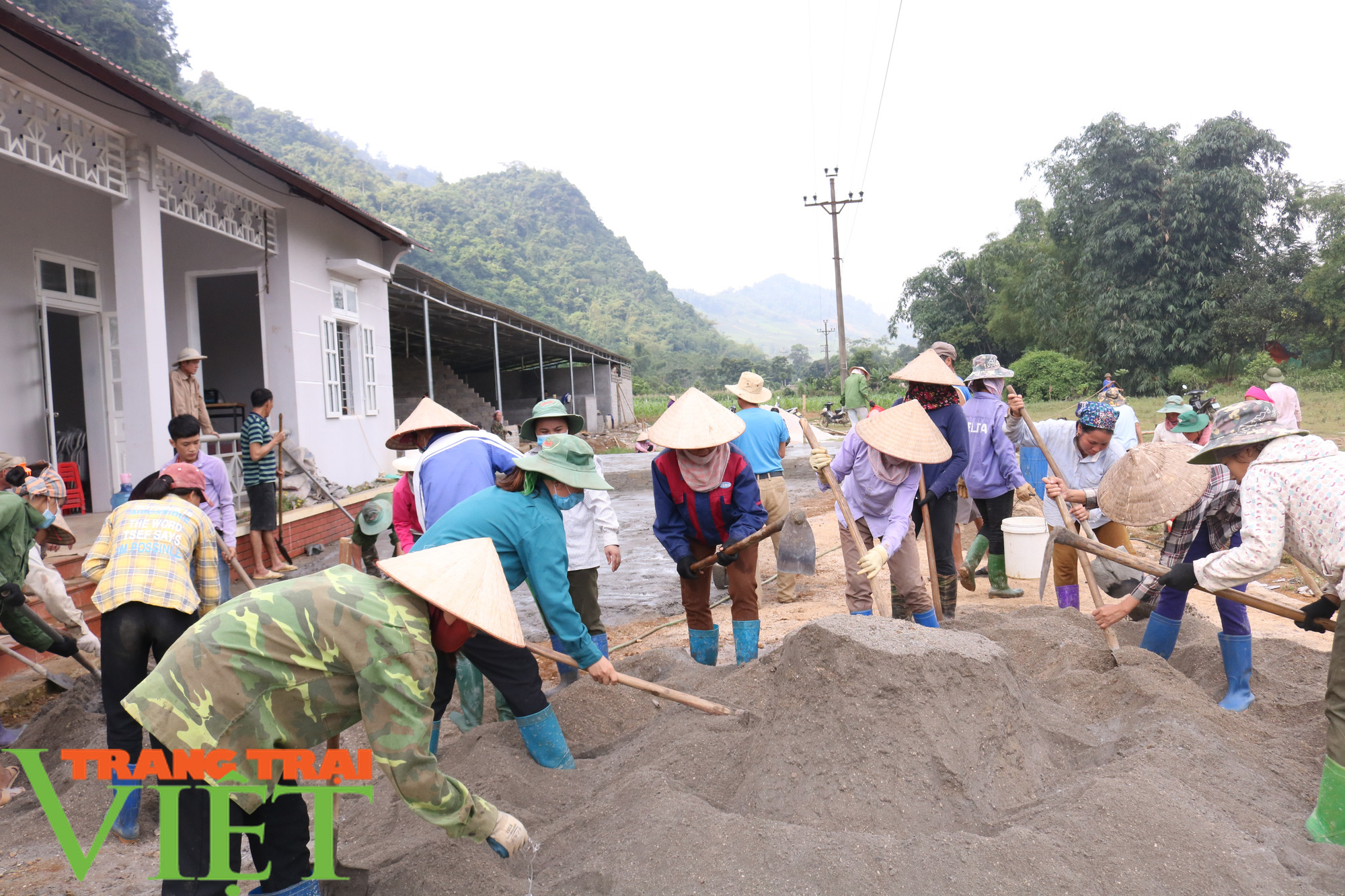 Phù Yên phấn đấu đạt 13,5 tiêu chí/xã - Ảnh 2. Phù Yên phấn đấu đạt 13,5 tiêu chí/xã - Ảnh 2.