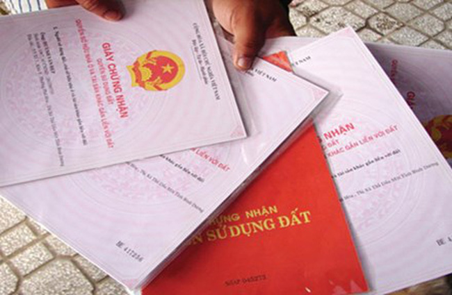 Chung cư bị chậm cấp Sổ hồng, người dân phải làm gì? - Ảnh 1. Chung cư bị chậm cấp Sổ hồng, người dân phải làm gì? - Ảnh 1.
