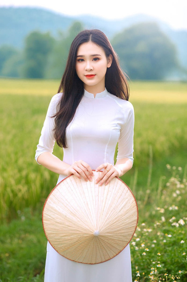 5 thí sinh quyến rũ &quot;đốn tim&quot; được đặc cách vào Bán kết Hoa hậu Việt Nam 2020 là ai? - Ảnh 8.