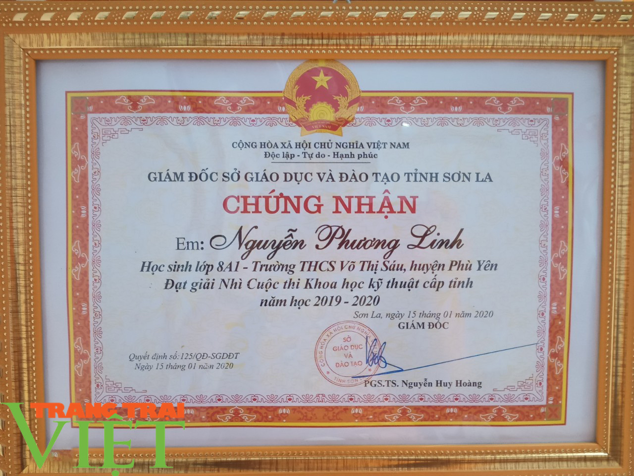 Nữ sinh say mê nghiên cứu khoa học kỹ thuật - Ảnh 6. Nữ sinh say mê nghiên cứu khoa học kỹ thuật - Ảnh 6.