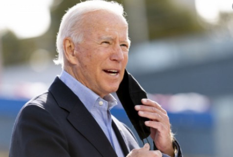 Biden bị chỉ trích vì làm điều này khi Trump nhập viện chữa Covid-19 - Ảnh 1.