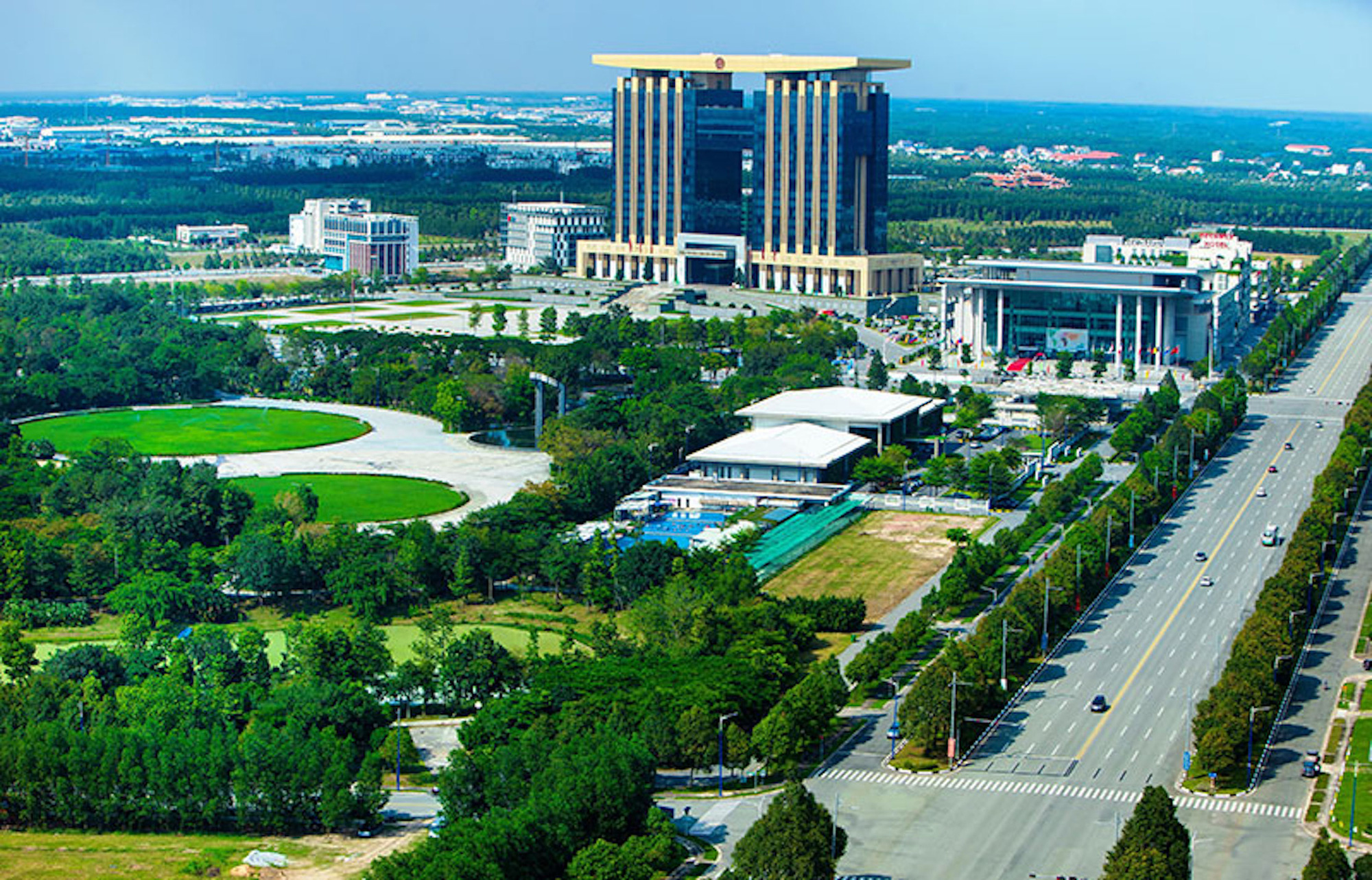 Bình Dương: Liên kết xây dựng Thành phố thông minh để phát triển - Ảnh 3.