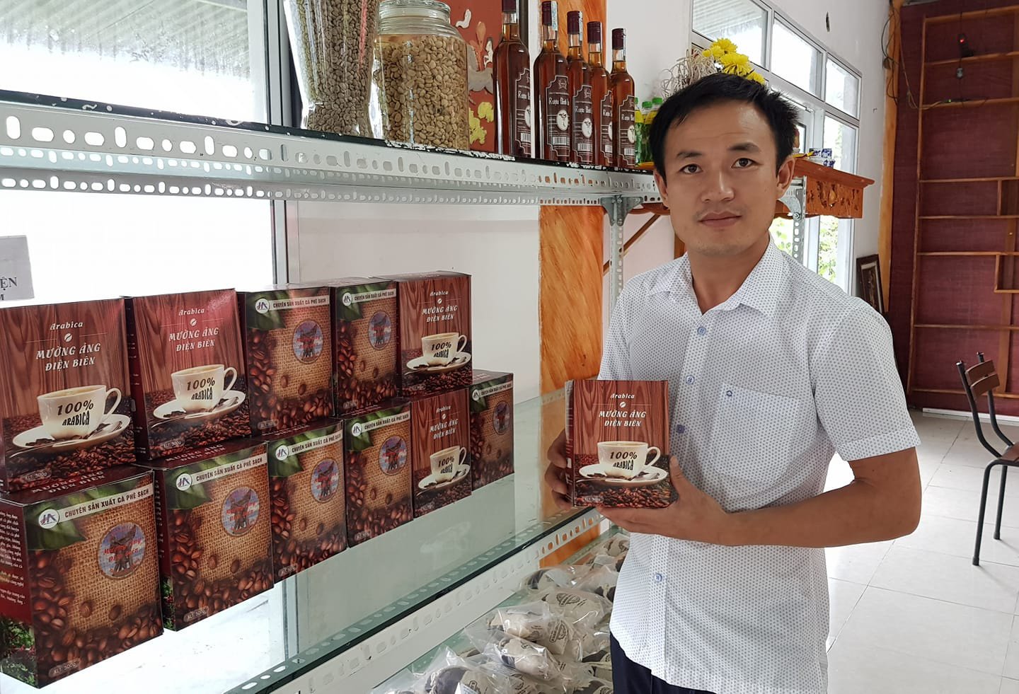 Người đưa cafe Mường Ảng vươn ra &quot;biển lớn&quot; - Ảnh 2.