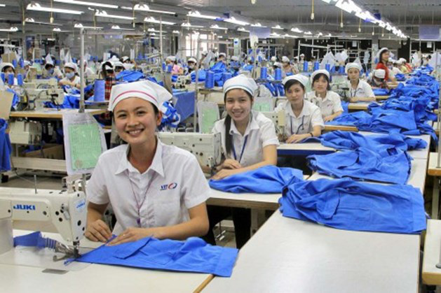 5 quyền lợi đặc biệt lao động nữ sẽ được hưởng từ năm 2021 - Ảnh 1. 5 quyền lợi đặc biệt lao động nữ sẽ được hưởng từ năm 2021 - Ảnh 1.