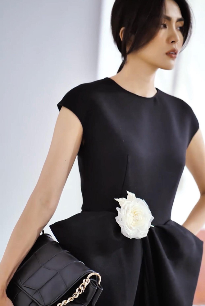 Tăng Thanh Hà hiếm hoi mặc trễ vai trần quyến rũ &quot;gây mê&quot; người nhìn - Ảnh 6.