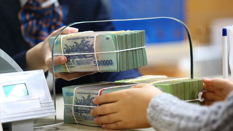 Nên giữ tiền mặt hay đầu tư bất động sản? - Ảnh 1.
