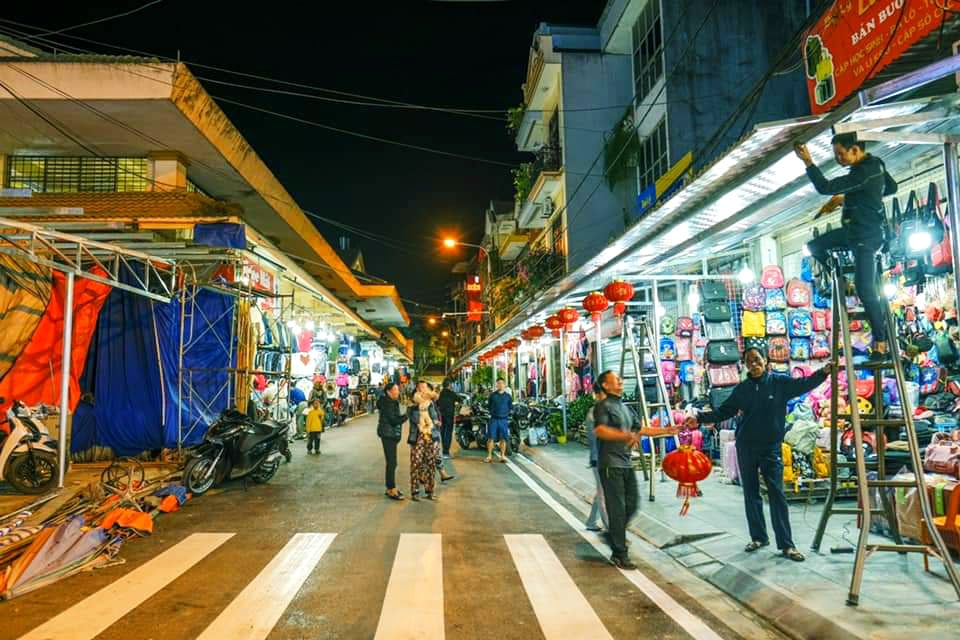 Lạng Sơn: Kỳ vọng về tuyến phố đi bộ Kỳ Lừa thu hút hàng nghìn du khách - Ảnh 2. Lạng Sơn: Kỳ vọng về tuyến phố đi bộ Kỳ Lừa thu hút hàng nghìn du khách - Ảnh 2.