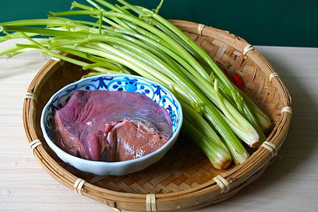 Mẹo làm gan heo xào không hôi, mềm thơm, ăn cực ngon - Ảnh 2.