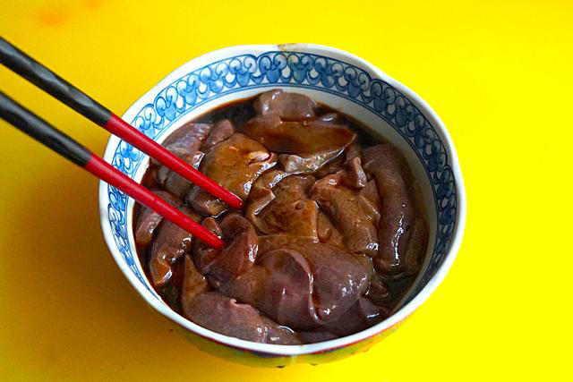 Mẹo làm gan heo xào không hôi, mềm thơm, ăn cực ngon - Ảnh 5.