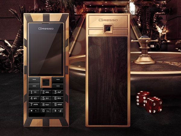 Top 10 điện thoại đắt nhất thế giới: Vertu hay iPhone mạ vàng chưa phải số 1 - Ảnh 3.