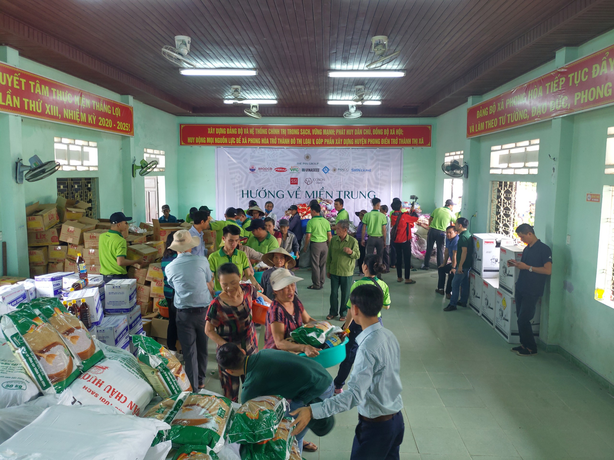 The Pan Group kết nối các doanh nghiệp chung tay thực hiện Chương trình “Hướng về miền Trung” - Ảnh 9. The Pan Group kết nối các doanh nghiệp chung tay thực hiện Chương trình “Hướng về miền Trung” - Ảnh 9.