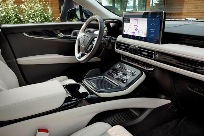 'Soi' Lincoln Nautilus 2021 giá gần 10 tỷ đồng - Ảnh 4. 'Soi' Lincoln Nautilus 2021 giá gần 10 tỷ đồng - Ảnh 4.