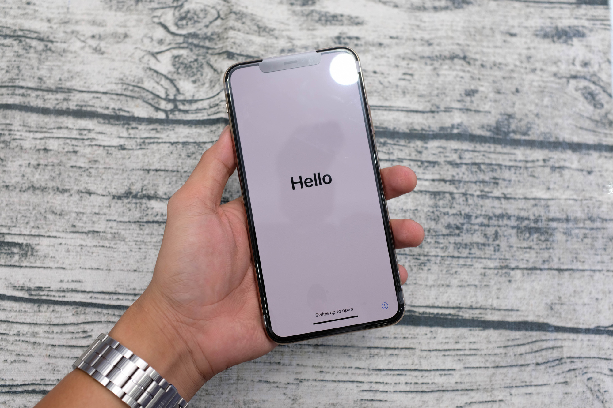 Những mẫu smartphone 2020 được giảm giá mạnh tại Việt Nam - Ảnh 6. Những mẫu smartphone 2020 được giảm giá mạnh tại Việt Nam - Ảnh 6.
