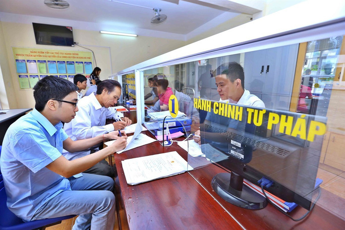 Trường hợp cán bộ, công chức bị xử lý vi phạm pháp luật về đất đai - Ảnh 1. Trường hợp cán bộ, công chức bị xử lý vi phạm pháp luật về đất đai - Ảnh 1.