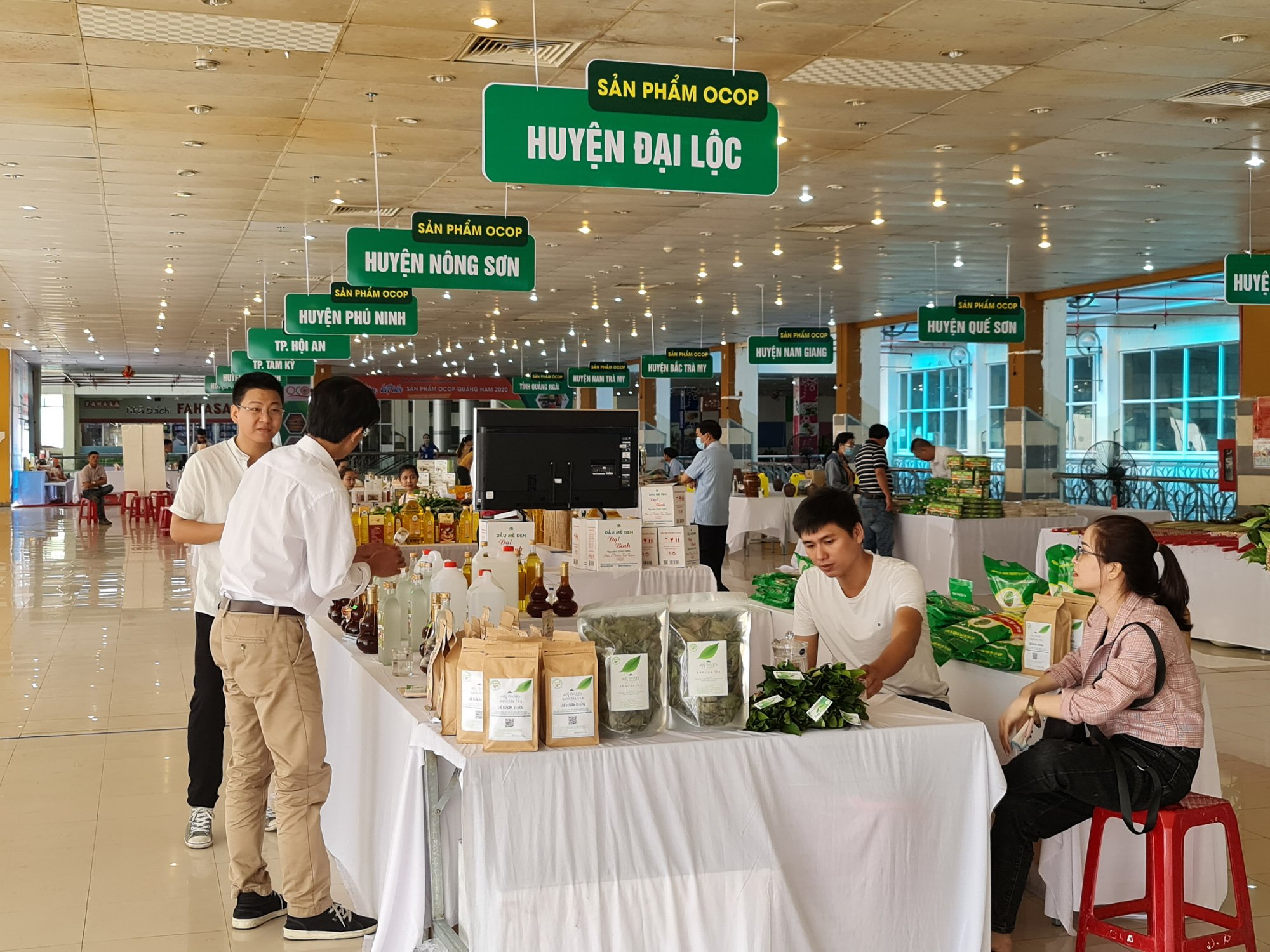 Quảng Nam: Đưa sản phẩm nhà nông gắn sao bay xa thị trường toàn quốc - Ảnh 3.