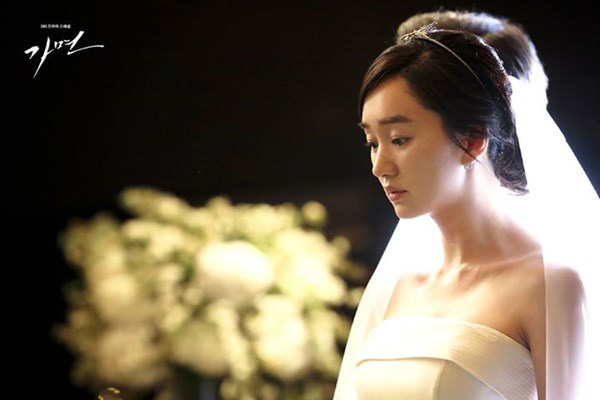 Bại lộ quá khứ đen tối, cô dâu tưởng bị hủy hôn, nào ngờ nhận kết ngọt - Ảnh 2.