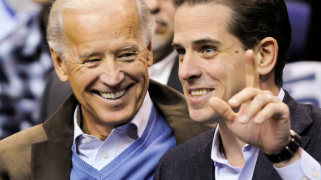 Tin buồn ập đến với Joe Biden: con trai bị điều tra bê bối thuế - Ảnh 1. Tin buồn ập đến với Joe Biden: con trai bị điều tra bê bối thuế - Ảnh 1.