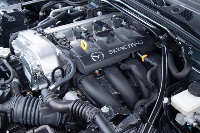 MX-5 Miata, xe thể thao mui trần 'ăn' khách nhất thế giới phiên bản 2021 - Ảnh 5. MX-5 Miata, xe thể thao mui trần 'ăn' khách nhất thế giới phiên bản 2021 - Ảnh 5.