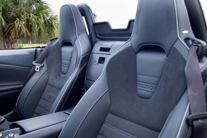 MX-5 Miata, xe thể thao mui trần 'ăn' khách nhất thế giới phiên bản 2021 - Ảnh 8. MX-5 Miata, xe thể thao mui trần 'ăn' khách nhất thế giới phiên bản 2021 - Ảnh 8.