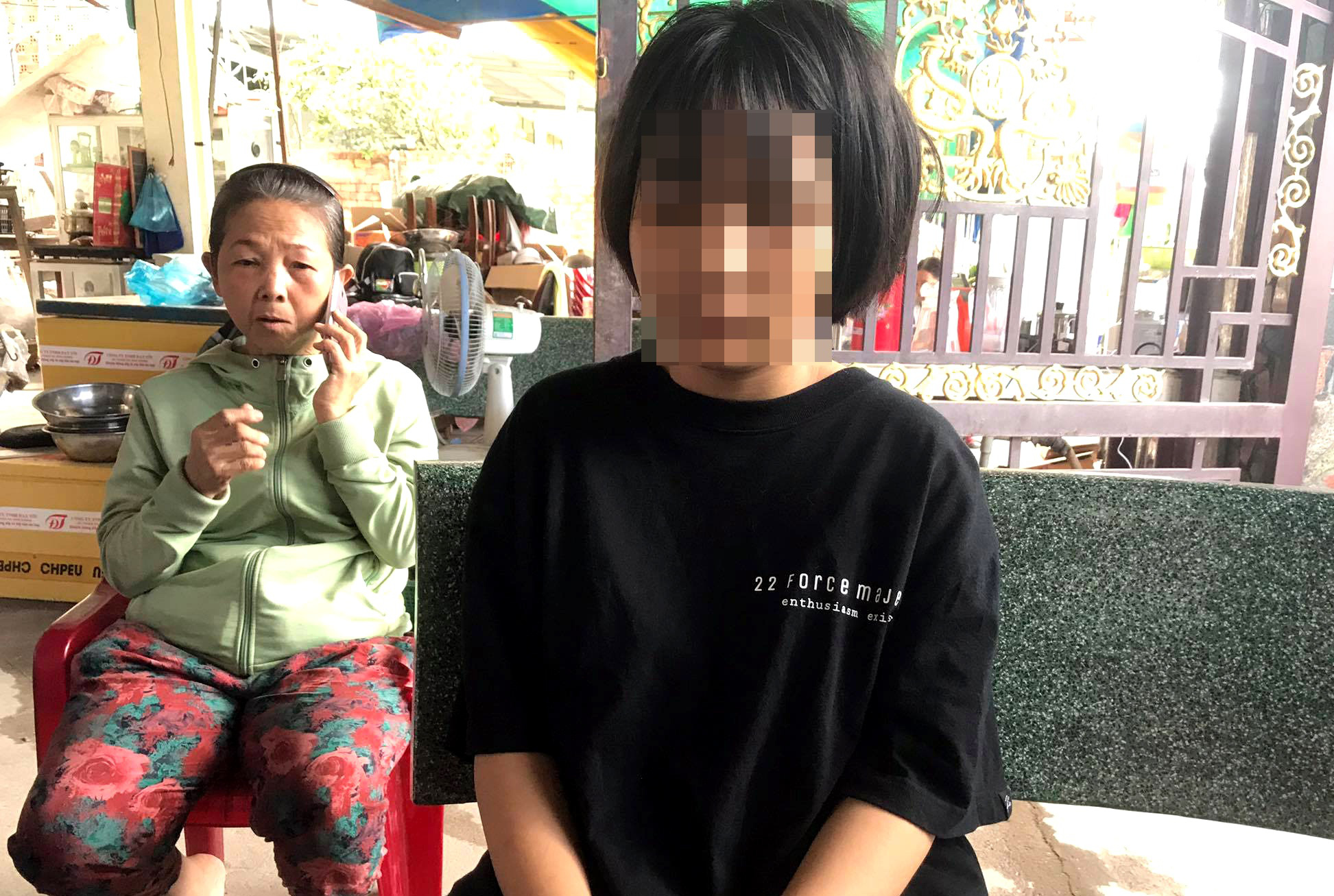 Vụ đánh nữ sinh sau va chạm giao thông: &quot;Con trai tôi sai lầm rồi!&quot; - Ảnh 5.