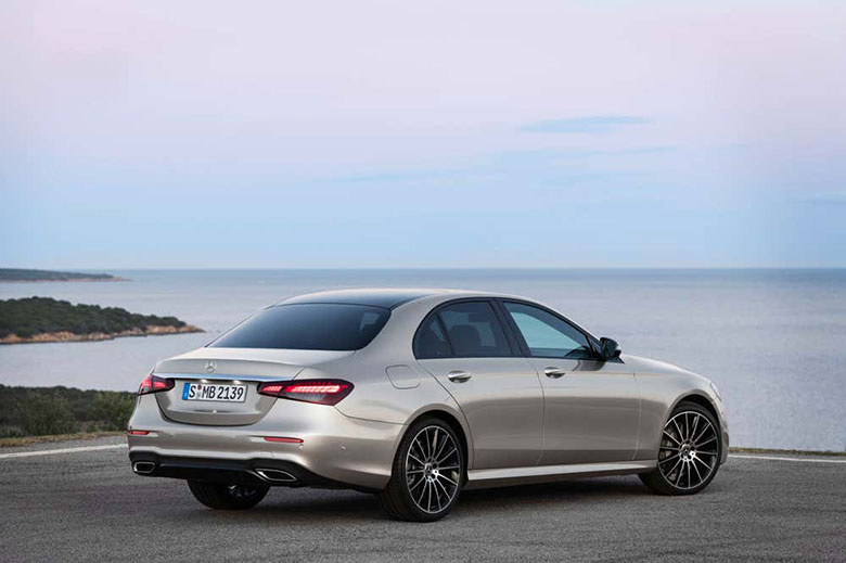 Đánh giá xe Mercedes-Benz E-Class 2021  - Ảnh 3.