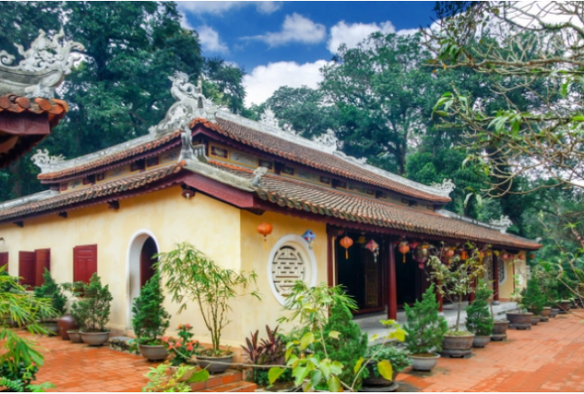 Huế: Bí ẩn ngôi chùa lưu giữ bộ tượng Thập bát La Hán bằng đồng cổ nhất - Ảnh 2.