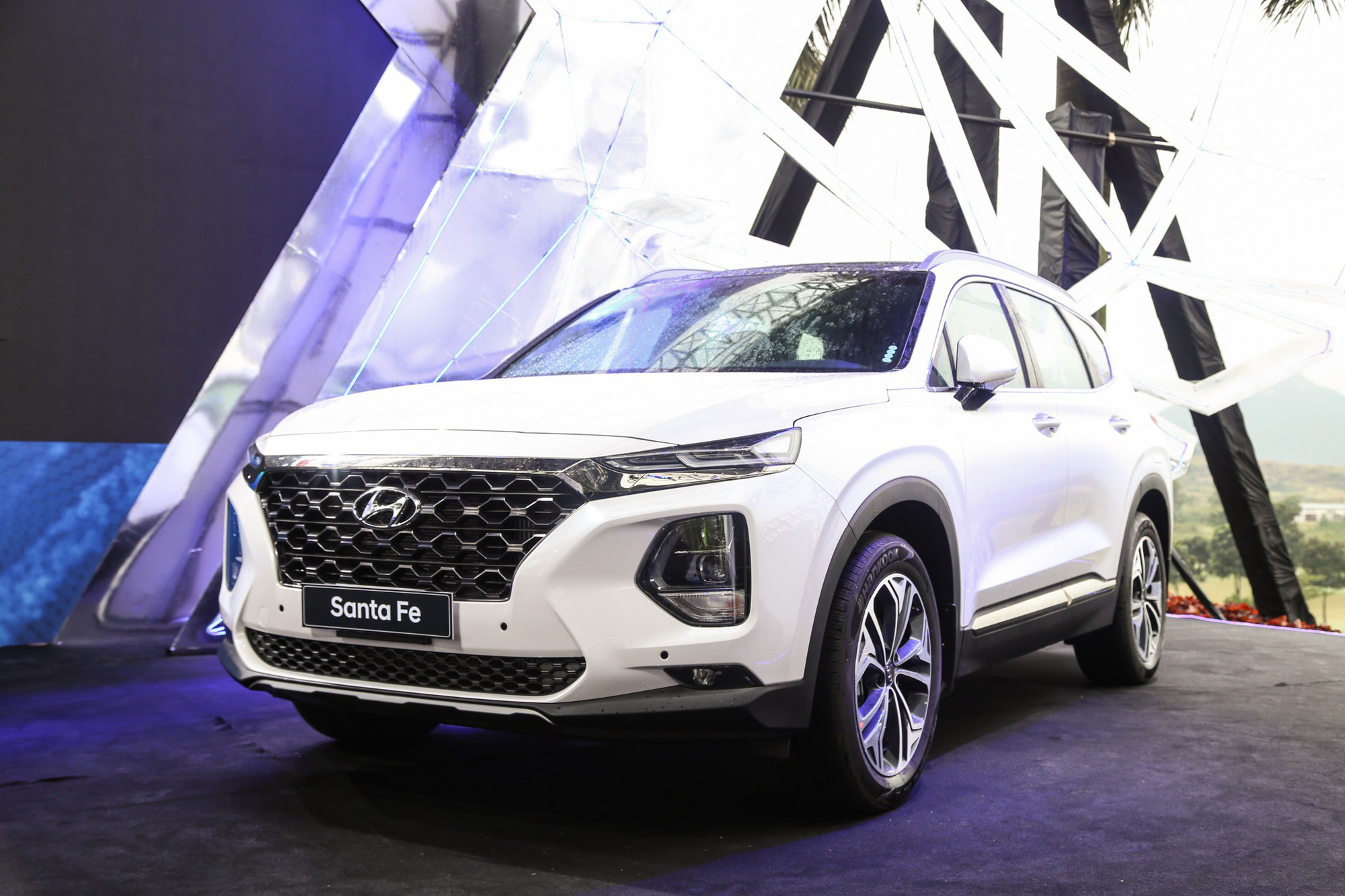 Hyundai Santa Fe là mẫu SUV 7 chỗ bán chạy nhất trong tháng 11 - Ảnh 2.