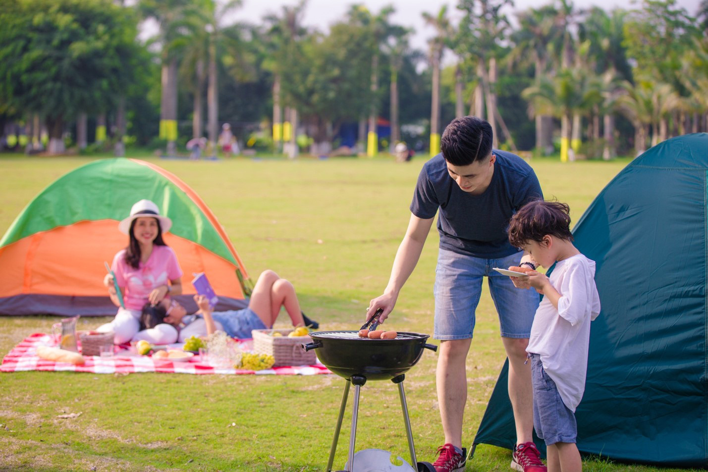 Giáng sinh tuyết trắng cùng búp măng Noel cao nhất Việt Nam tại Ecopark  - Ảnh 15.
