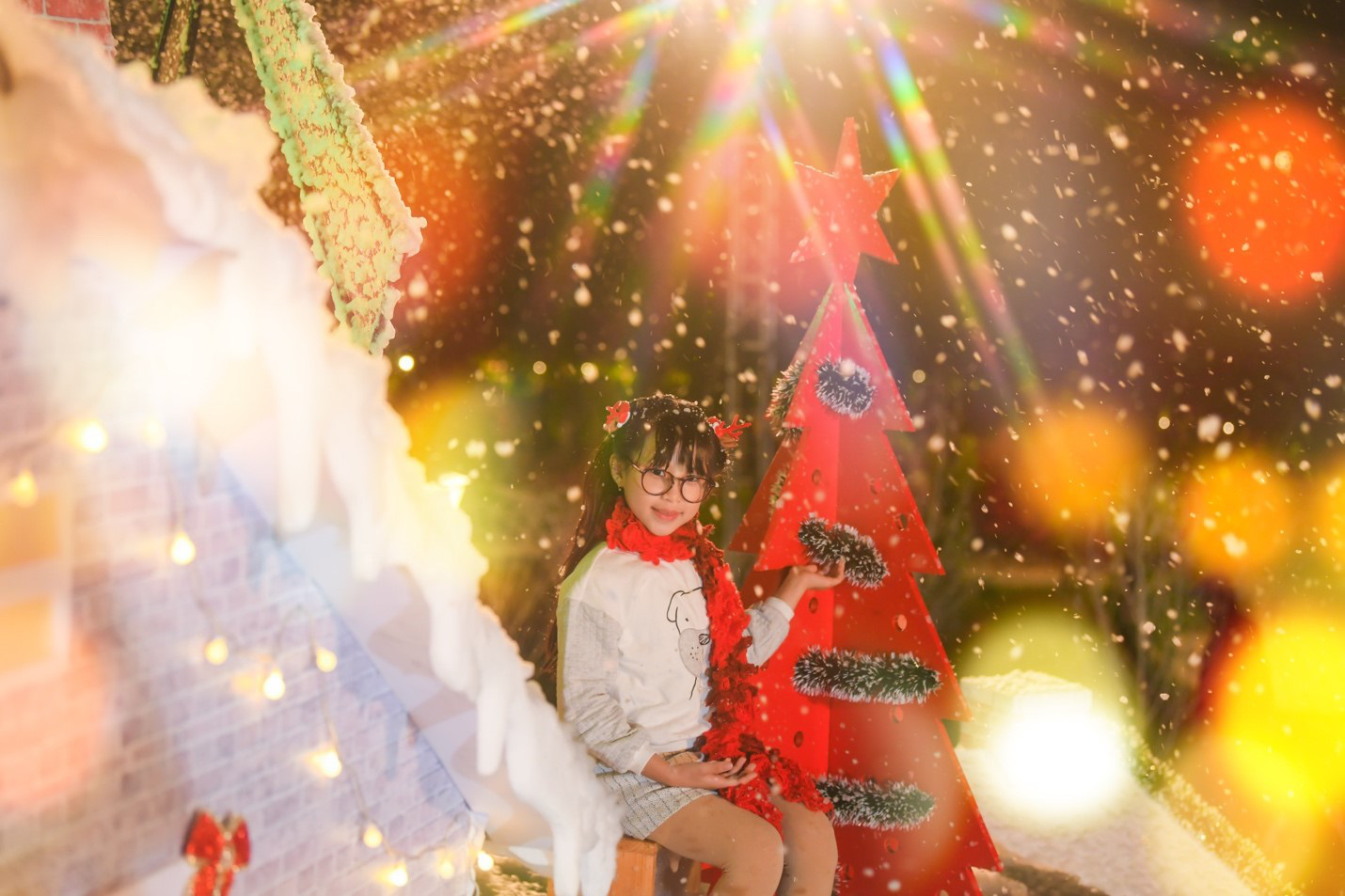 Giáng sinh tuyết trắng cùng búp măng Noel cao nhất Việt Nam tại Ecopark  - Ảnh 9.