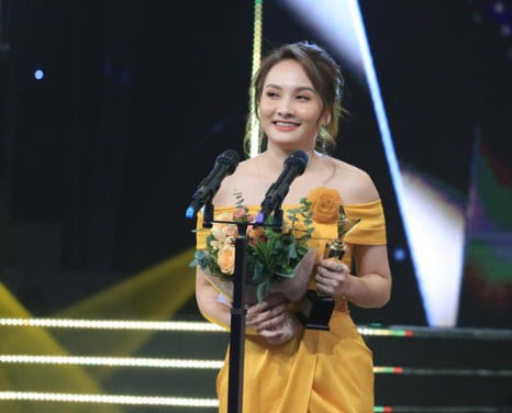 &quot;Về nhà đi con&quot; nối dài thành tích &quot;khủng&quot; về giải thưởng: &quot;Kỷ lục&quot; khó phim nào vượt qua - Ảnh 4.