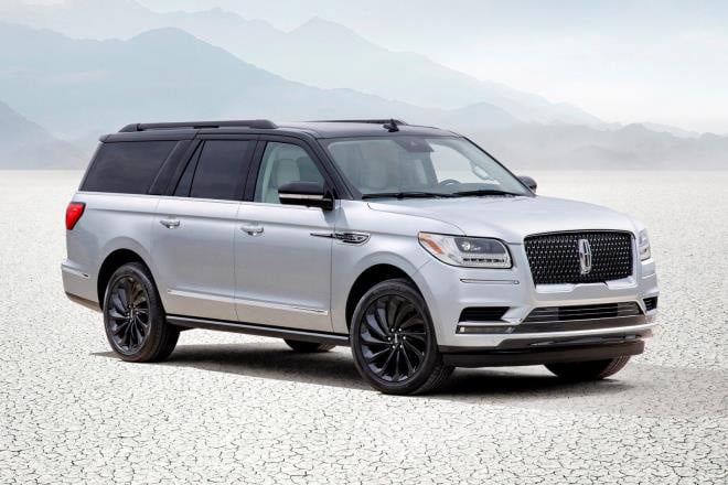 Cận cảnh Lincoln Navigator L Black Label 2021 giá hơn 8 tỷ đồng - Ảnh 3.