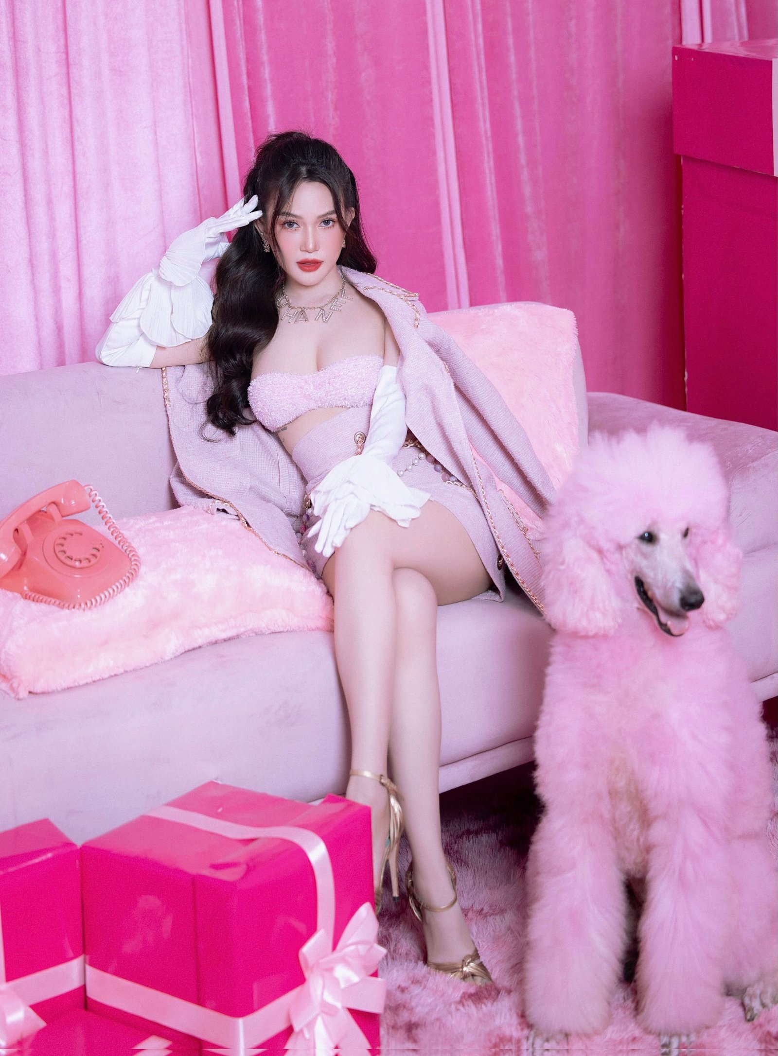 Hậu chia tay Huỳnh Phương, Sĩ Thanh tung bộ ảnh sexy hết nấc mừng sinh nhật - Ảnh 2.