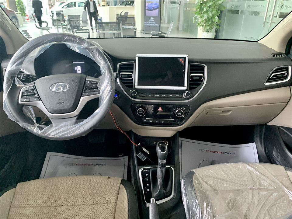 Honda City hay Hyundai Accent 2021 đáng tiền hơn? - Ảnh 13.