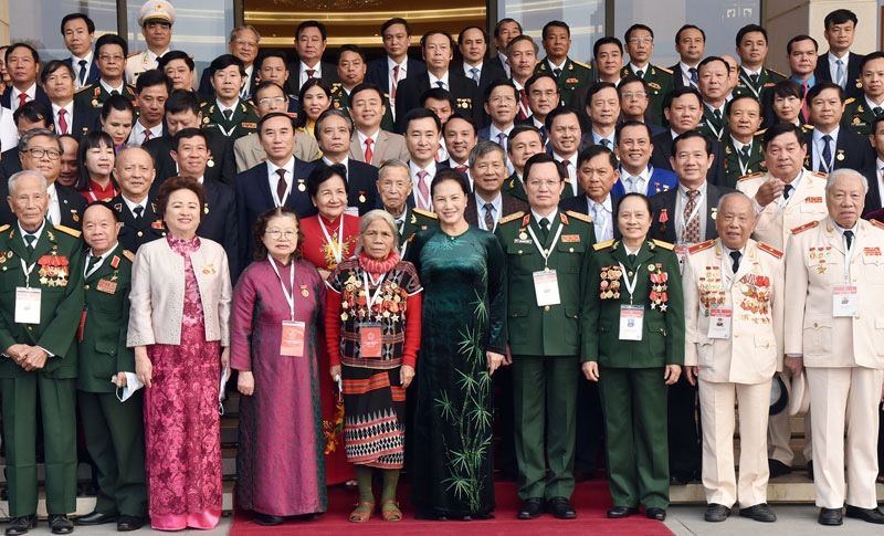 Anh hùng Lao động Phạm Thị Huân cảm ơn lãnh đạo Đảng, Nhà nước, ban, bộ, ngành trung ương, địa phương, nông dân - Ảnh 2.