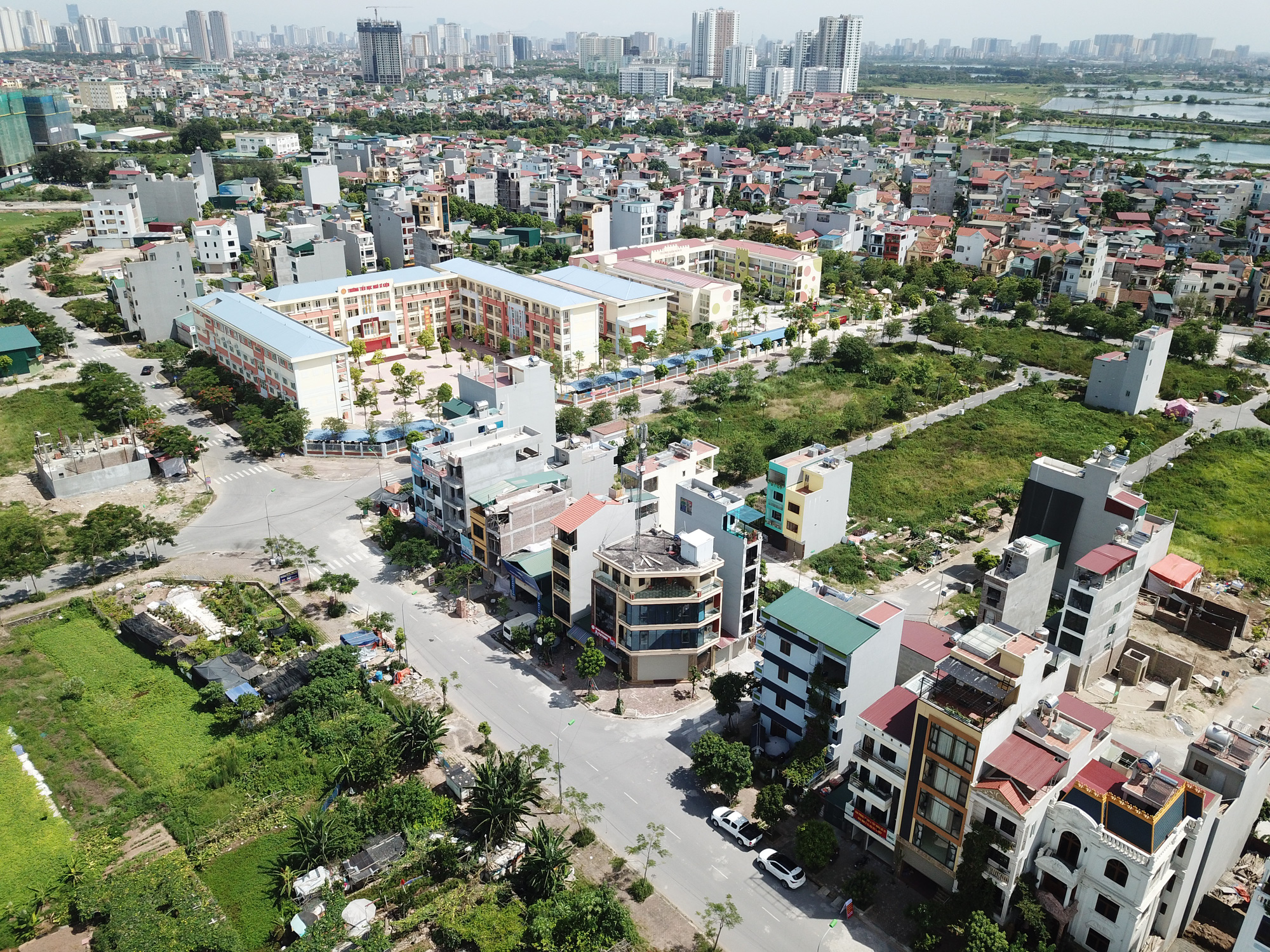 Xử lý đất xen kẹt theo quy định mới như thế nào? - Ảnh 2. Xử lý đất xen kẹt theo quy định mới như thế nào? - Ảnh 2.