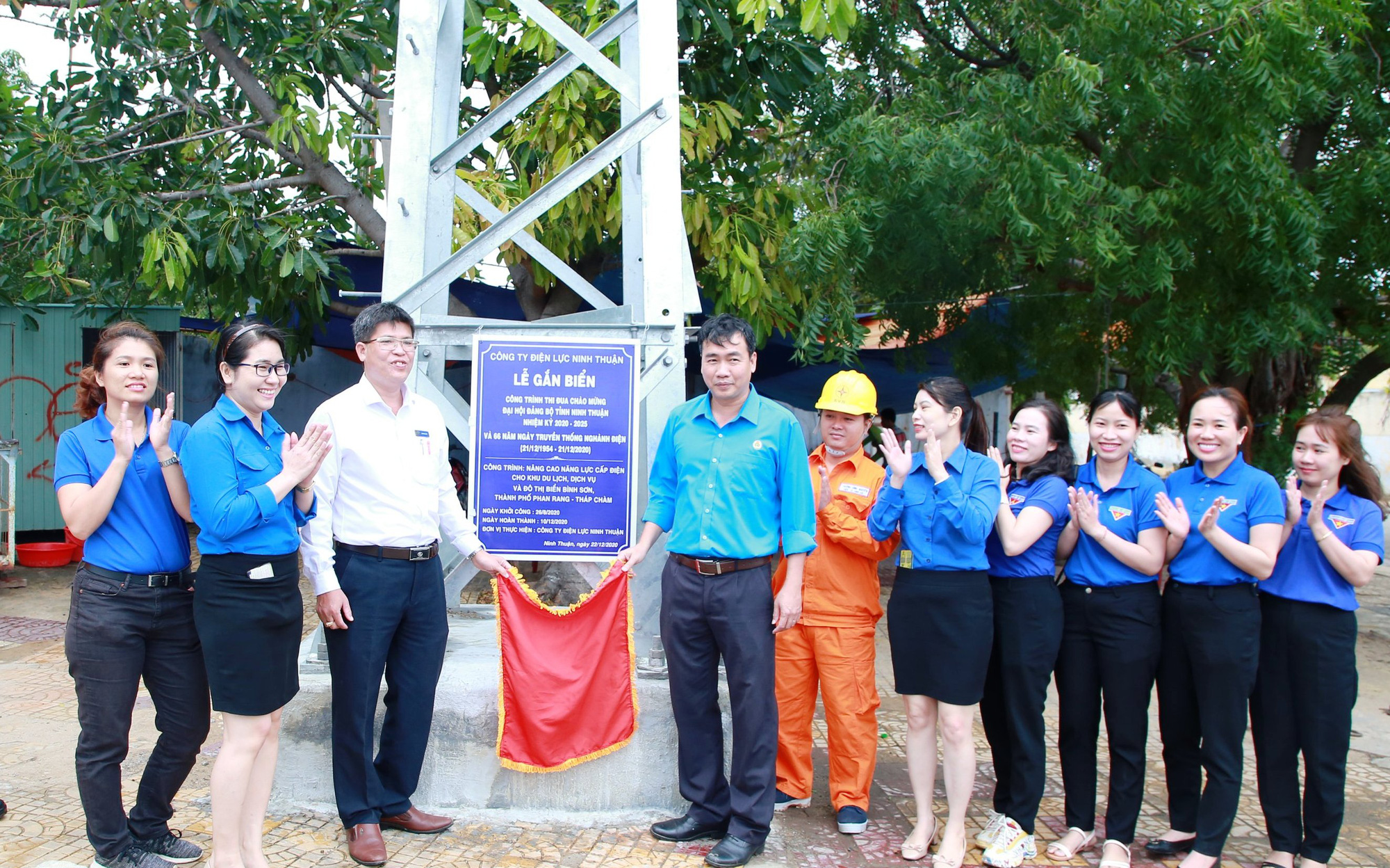 Gắn biển công trình phục vụ cho du lịch, dịch vụ và khu đô thị biển Bình Sơn - Ảnh 1. Gắn biển công trình phục vụ cho du lịch, dịch vụ và khu đô thị biển Bình Sơn - Ảnh 1.