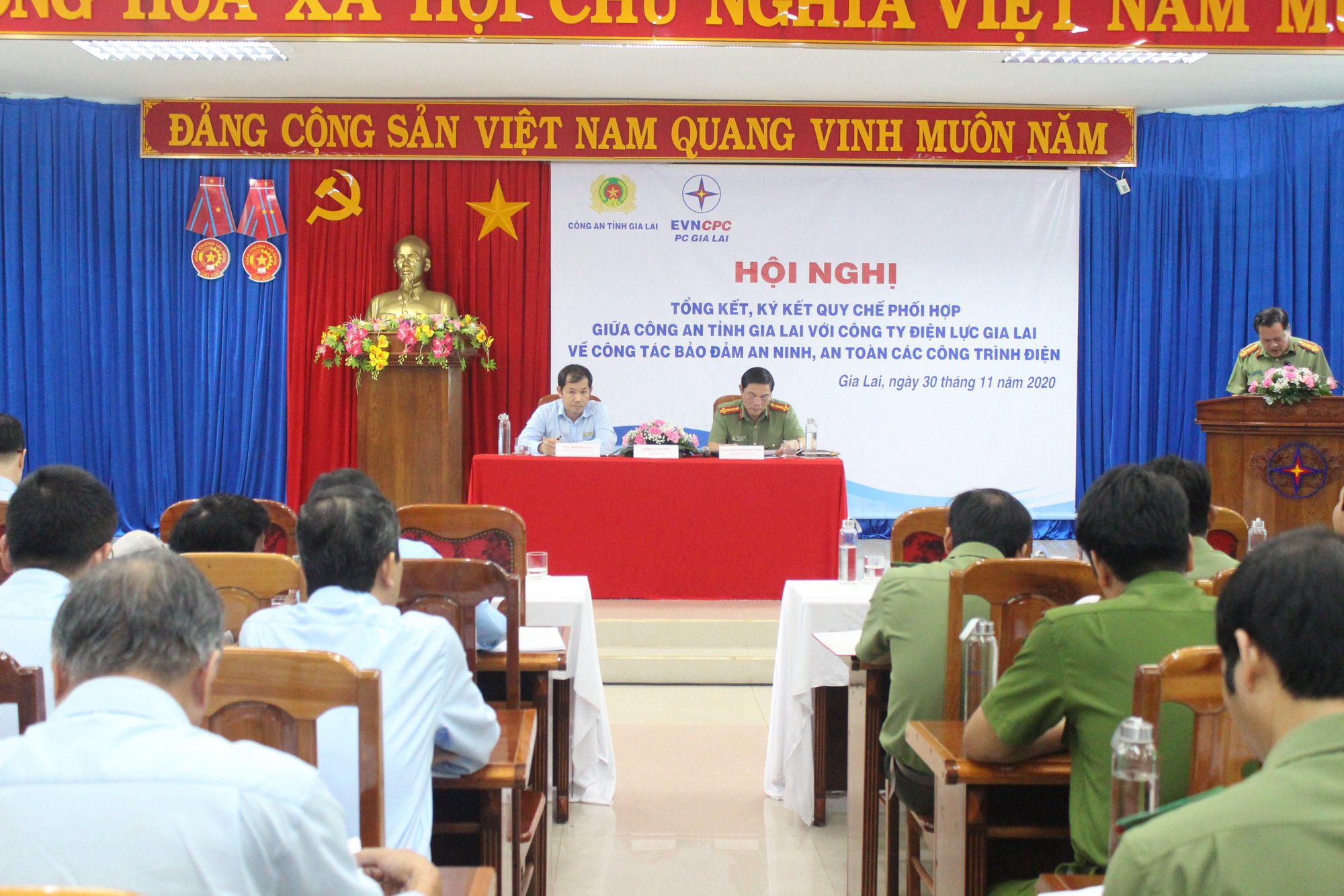 PC Gia Lai: Tăng cường các giải pháp ngăn ngừa sự cố trên lưới điện - Ảnh 2.