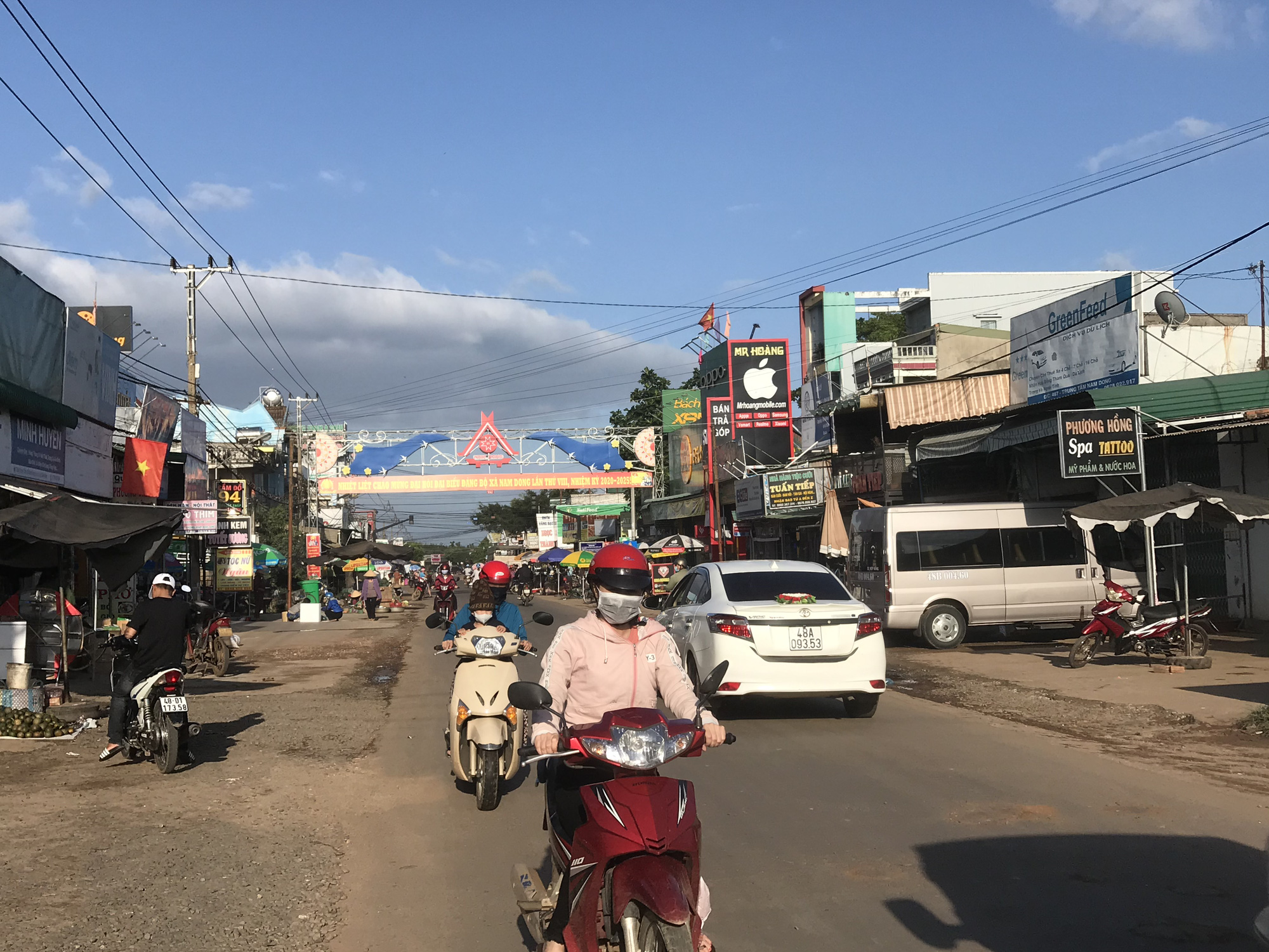 Đắk Nông: Huy động mọi nguồn lực, xây dựng nông thôn mới theo chiều sâu và bền vững - Ảnh 1.