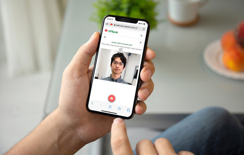 eKYC: Trường hợp nào được ngân hàng cấp vượt hạn mức giao dịch 100 triệu đồng/tháng? - Ảnh 2. eKYC: Trường hợp nào được ngân hàng cấp vượt hạn mức giao dịch 100 triệu đồng/tháng? - Ảnh 2.