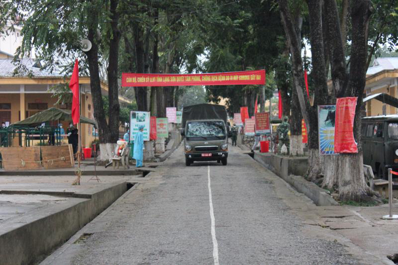 Cận cảnh khu cách ly người từ Trung Quốc về Việt Nam tại Lạng Sơn - Ảnh 12. Cận cảnh khu cách ly người từ Trung Quốc về Việt Nam tại Lạng Sơn - Ảnh 12.