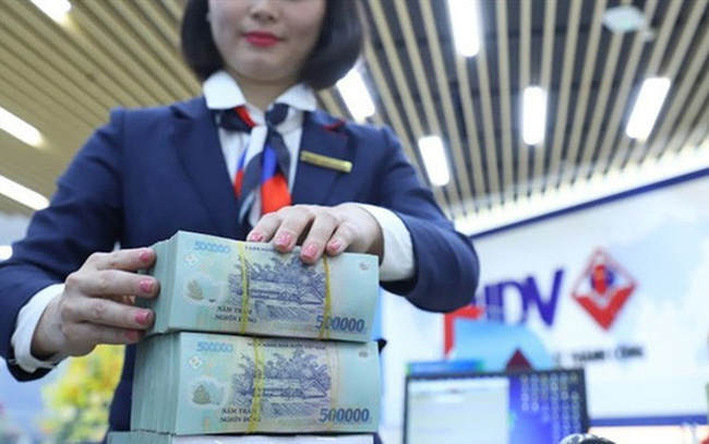 Nối gót lãi suất cho vay, lãi suất tiền gửi có thể giảm - Ảnh 1. Nối gót lãi suất cho vay, lãi suất tiền gửi có thể giảm - Ảnh 1.