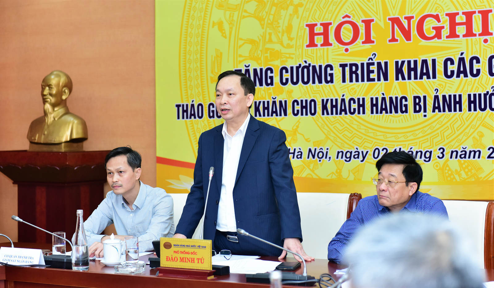 Dịch Covid-19: Phó Thống đốc Đào Minh Tú “khen ngợi” 20 ngân hàng - Ảnh 2. Dịch Covid-19: Phó Thống đốc Đào Minh Tú “khen ngợi” 20 ngân hàng - Ảnh 2.