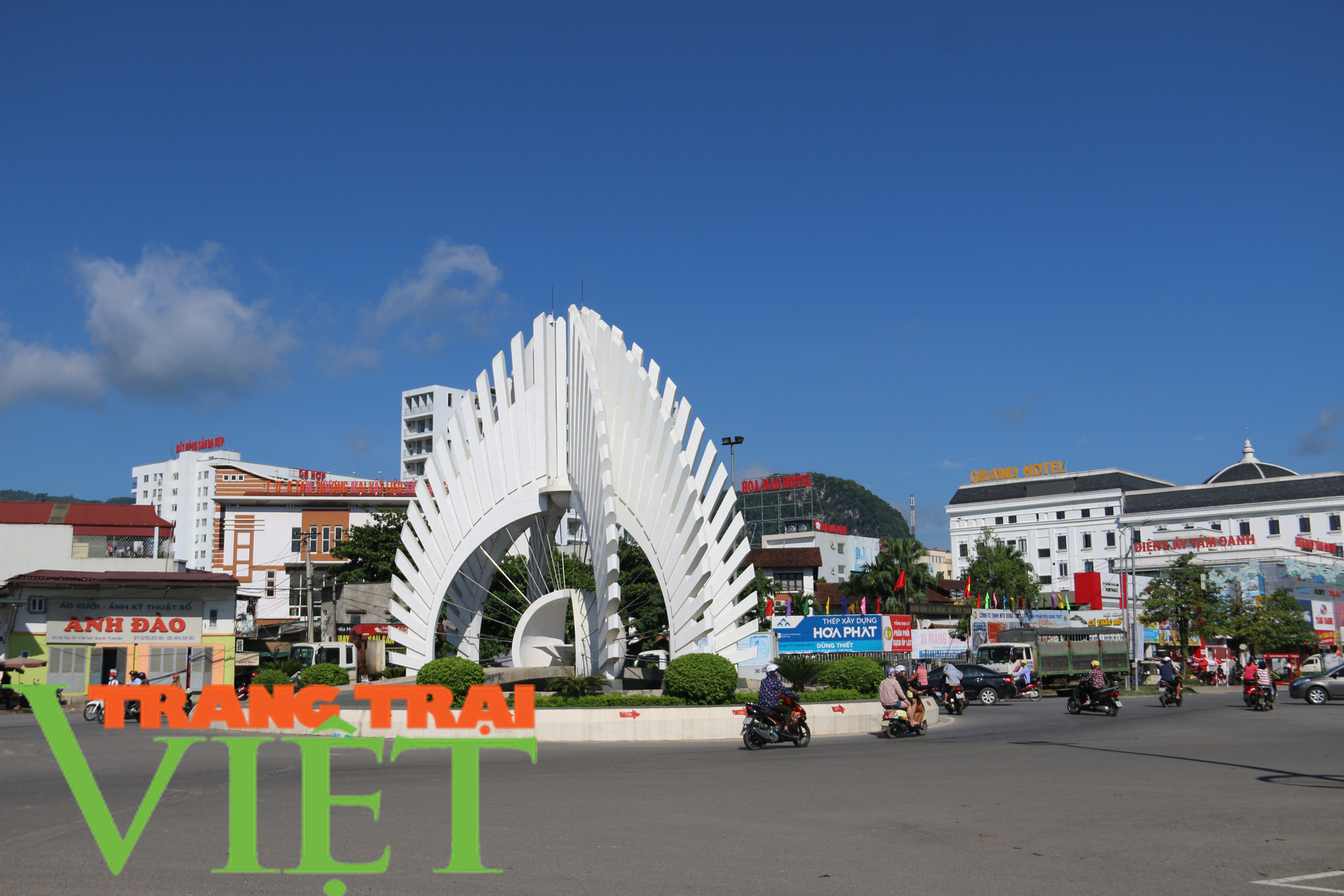 Hoà Bình: Đẩy mạnh công tác xây dựng nông thôn mới - Ảnh 4.