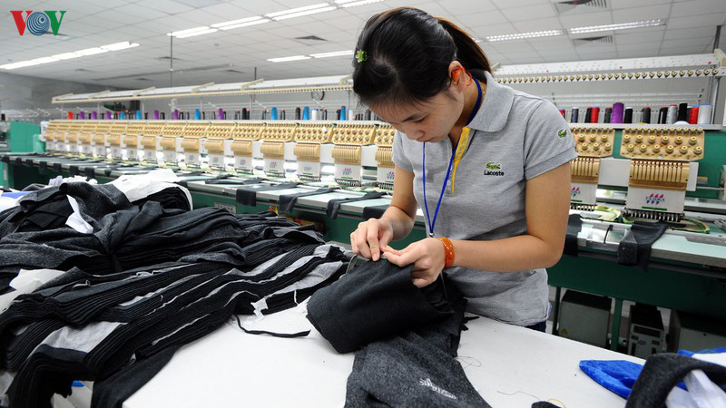 Doanh nghiệp dệt may điêu đứng khi EU kiểm soát nhập khẩu vì Covid-19 - Ảnh 2. Doanh nghiệp dệt may điêu đứng khi EU kiểm soát nhập khẩu vì Covid-19 - Ảnh 2.