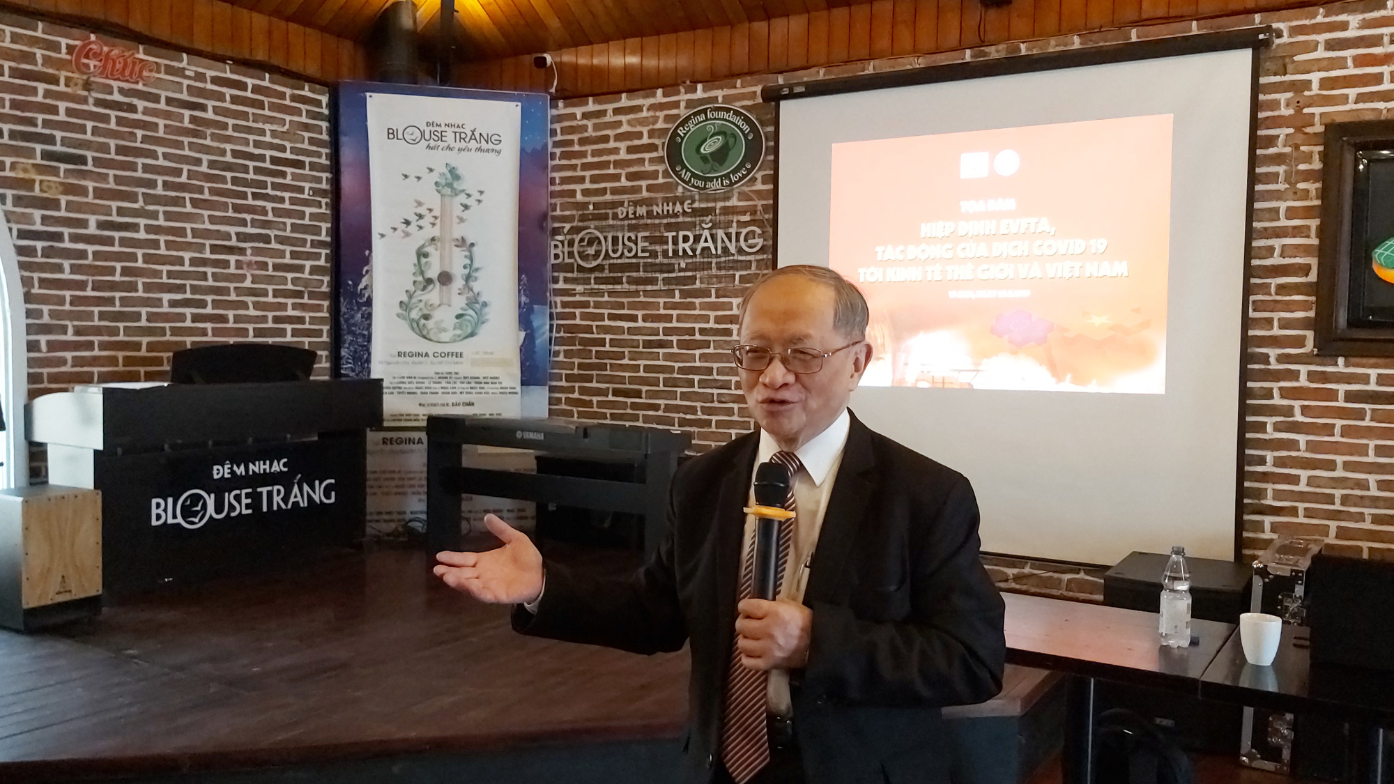 TS Lê Đăng Doanh: Covia-19 có thể làm kinh tế Việt Nam mất 1% GDP - Ảnh 1. TS Lê Đăng Doanh: Covia-19 có thể làm kinh tế Việt Nam mất 1% GDP - Ảnh 1.