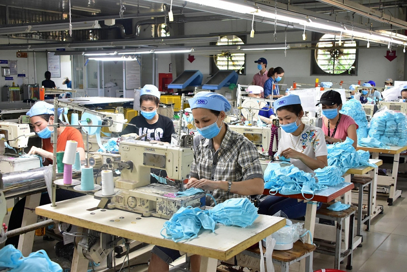 Doanh nghiệp nào được tạm dừng đóng BHXH vì dịch Covid-19? - Ảnh 1. Doanh nghiệp nào được tạm dừng đóng BHXH vì dịch Covid-19? - Ảnh 1.