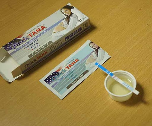 Dịch Covid-19 phức tạp: Không phải thuốc, que thử thai mới đắt hàng - Ảnh 1. Dịch Covid-19 phức tạp: Không phải thuốc, que thử thai mới đắt hàng - Ảnh 1.