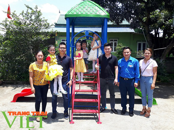 Nông thôn mới Sơn La: Xây dựng bằng sức mạnh đại đoàn kết - Ảnh 3. Nông thôn mới Sơn La: Xây dựng bằng sức mạnh đại đoàn kết - Ảnh 3.