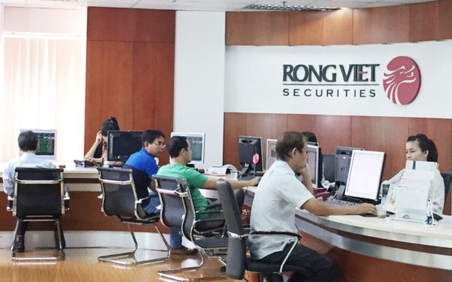 Thị trường "bốc hơi" 30 tỷ USD trong quý 1/2020, loạt công ty chứng khoán lao đao - Ảnh 1. Thị trường "bốc hơi" 30 tỷ USD trong quý 1/2020, loạt công ty chứng khoán lao đao - Ảnh 1.
