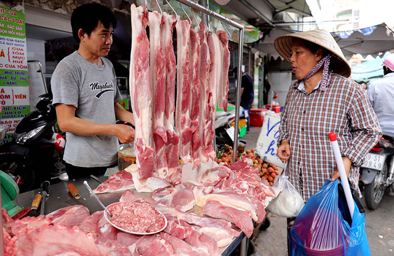 Giá heo hơi hôm nay 21/4: Càng kìm càng tăng một cách đáng lo ngại - Ảnh 1. Giá heo hơi hôm nay 21/4: Càng kìm càng tăng một cách đáng lo ngại - Ảnh 1.